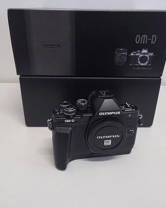 Olympus OM-D E-M10 Mark II