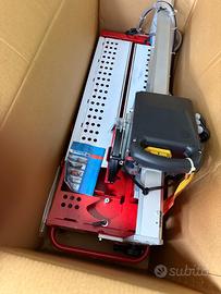 Taglierina elettrica ad acqua