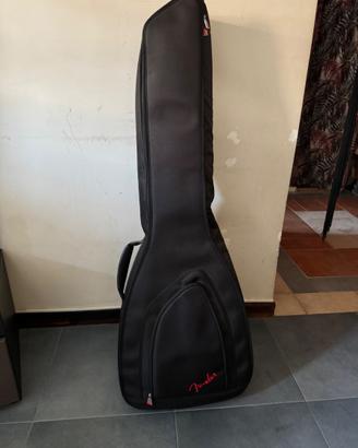 Fender Kingman Basso acustico amplificabile