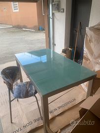 Tavolo soggiorno/cucina