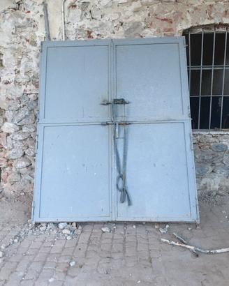 Portone stalla