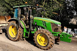 John Deere 5090M