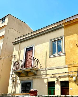 3 LOCALI A PALERMO