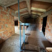 Tappatrice per tappi in sughero