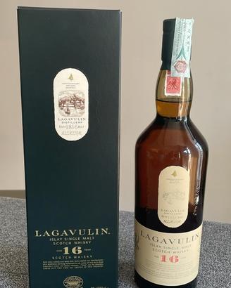 Lagavulin 16 Years Old 70 cl con Astuccio