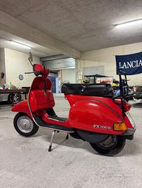 Piaggio Vespa 200 PX Conservata