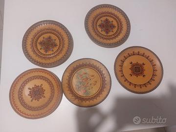 piatti in legno 