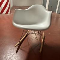 Sedia a dondolo design