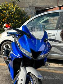 Yamaha yzf r125