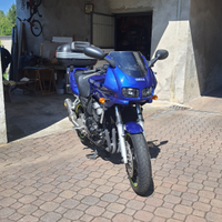 Yamaha Fazer 600