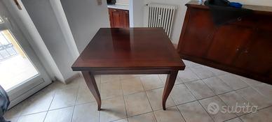 tavolo legno  noce 100x100 allungabile  a  200