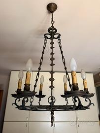 Lampadario in ferro battuto vintage