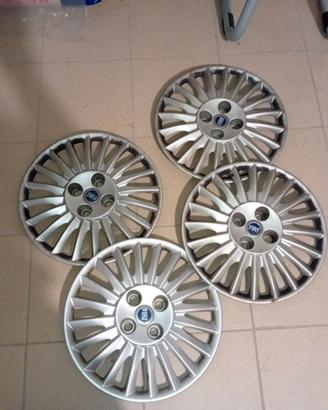 Borchie fiat per cerchio da 15