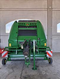 Rotopressa John Deere V451M