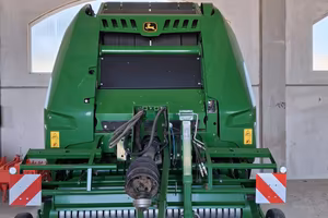 Rotopressa John Deere V451M