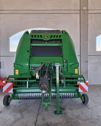 Rotopressa John Deere V451M