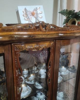 Credenza stile Chippendale