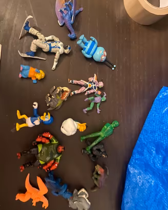 Giocattoli giochi figure