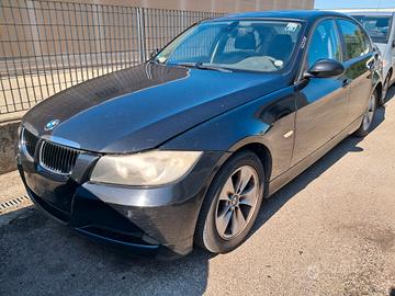 Bmw serie 3 e90 anno 2007 ricambi usati
