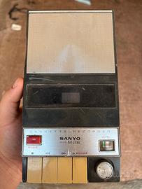 Cassette recorder Sanyo model m26