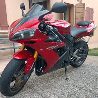 Yamaha YZF R1 - 2006