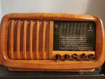 radio epoca anni 50 Magnadyne