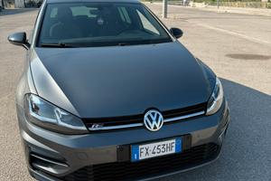 Volkswagen golf 7.5 R-line