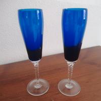 Coppia di calici blu