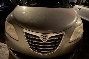LANCIA YPSILON 1.3 MULTIJET 2013