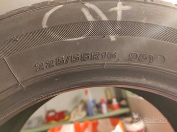 Gomme estive Bridgestone 225/55 R16