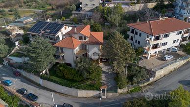 VILLA SINGOLA A RENDE