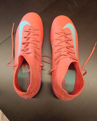 Scarpe Nike da calcio numero  43