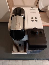 macchina da caffè delonghi nespresso