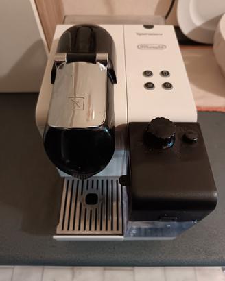 macchina da caffè delonghi nespresso