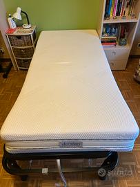 Materasso memory foam Dorelan e rete a doghe