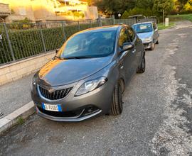 Lancia Ypsilon hybrid 2022