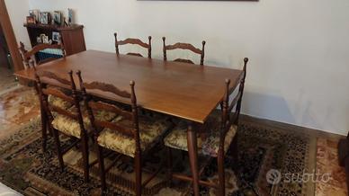 tavolo legno e 6 sedie