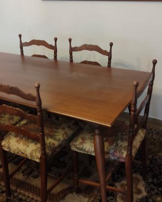 tavolo legno e 6 sedie
