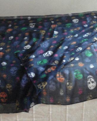 Maxi foulard unisex per Halloween’s con teschi