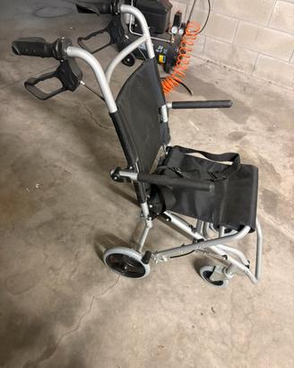 Carrozzina richiudibile