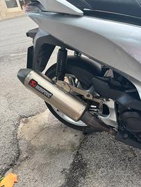 Scarico akrapovic sh 300