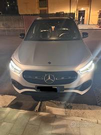 Mercedes GLA 2000