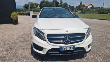MERCEDES GLA  2.2 ALLESTIMENTO AMG