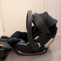 Ovetto con base Cybex anno 2022