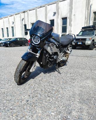 Suzuki RF 900 R