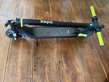 Monopattino elettrico Nilox Blaze SE