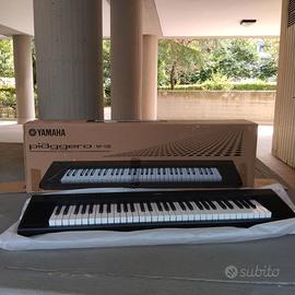 Yamaha Piaggero NP-12B – tastiera digitale + suppo