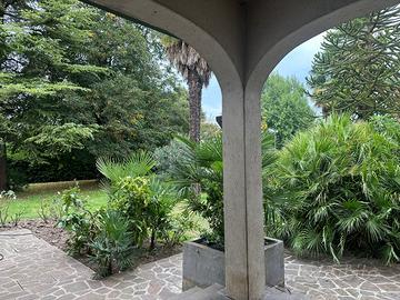 VILLA SINGOLA A NOVENTA