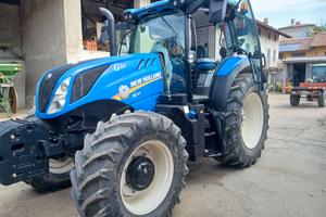 trattore NEW HOLLAND T6 180