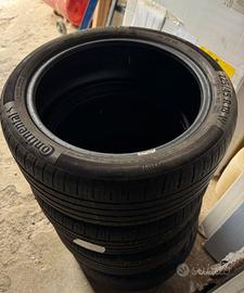 Gomme estive Continental 225/45 r18